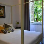 Bed & Breakfast Casa Roger 4*