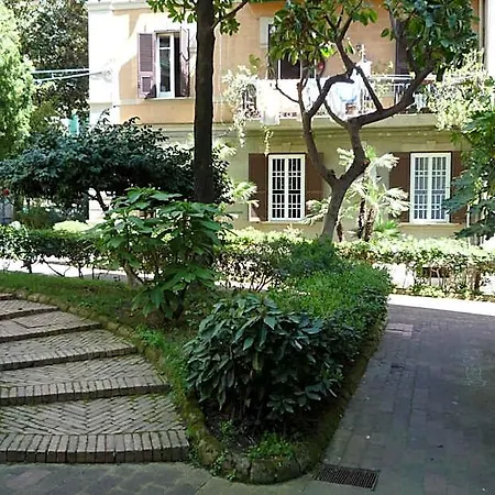 Frühstückspension Casa Roger 4*